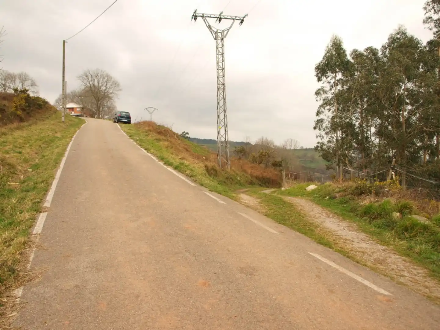 Terreni e lotti in vendita a Presillas Las - Barrio Santa María del Monte, imagen 2