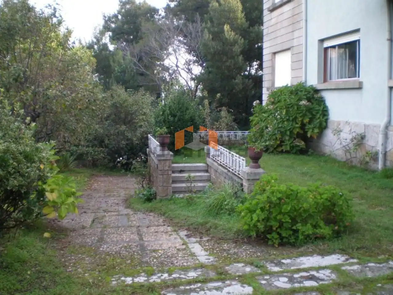 Jardín de Casa o chalet en venta en Vigo  con Calefacción, Jardín privado y Parquet