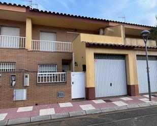 Exterior view of Single-family semi-detached for sale in L'Aldea  with Terrace and Balcony