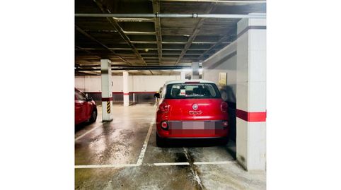 Photo 3 of Garage for rent in Calle Pau Casals, 1, Centre, Castelldefels