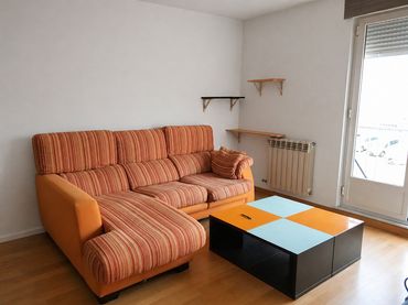 Apartament amb balcó en venda a Castellanos de Moriscos