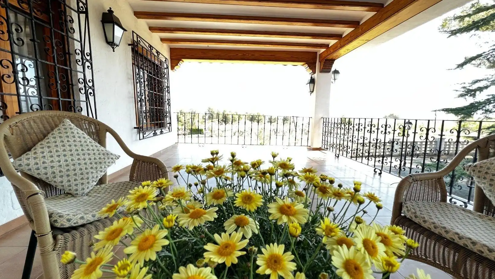 Terrassa de Casa o xalet en venda en Ontinyent amb Calefacció, Jardí privat i Traster