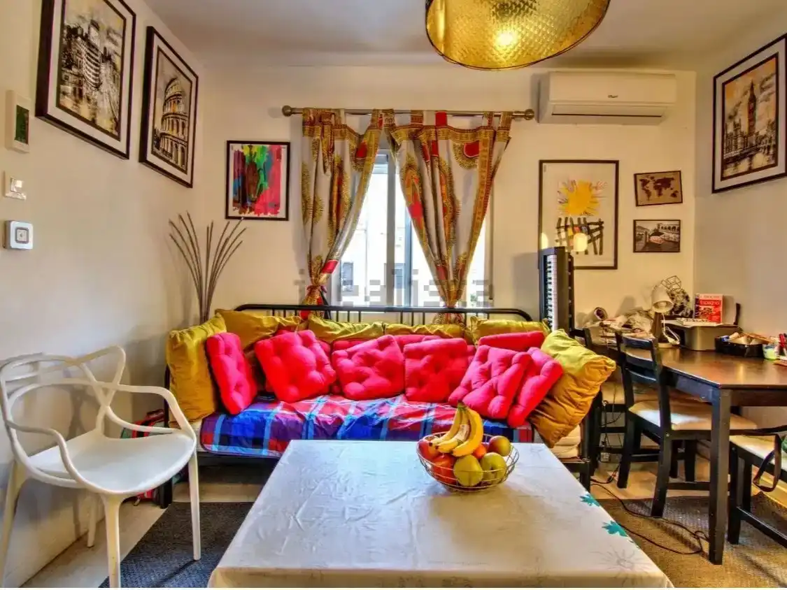 Wohnzimmer von Wohnung zur untervermieten in Norte