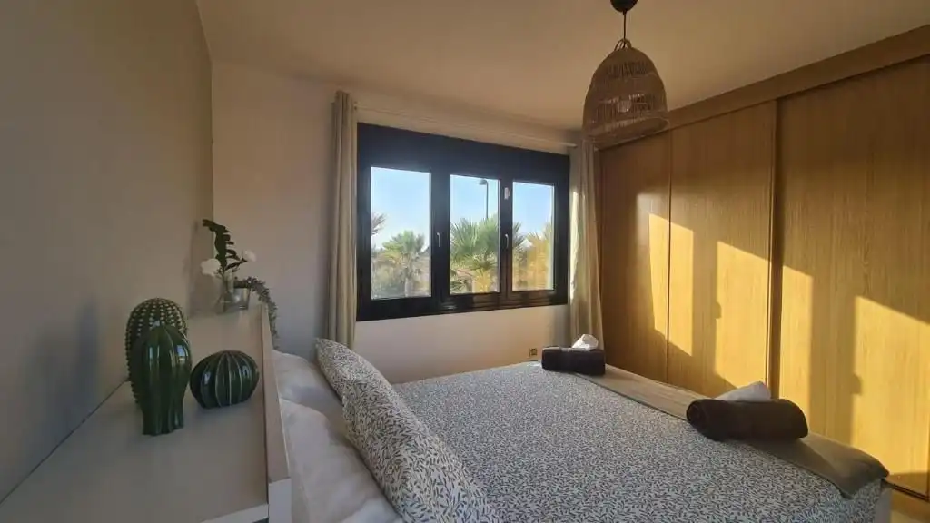 Dormitori de Casa o xalet en venda en La Oliva amb Jardí privat i Piscina comunitària