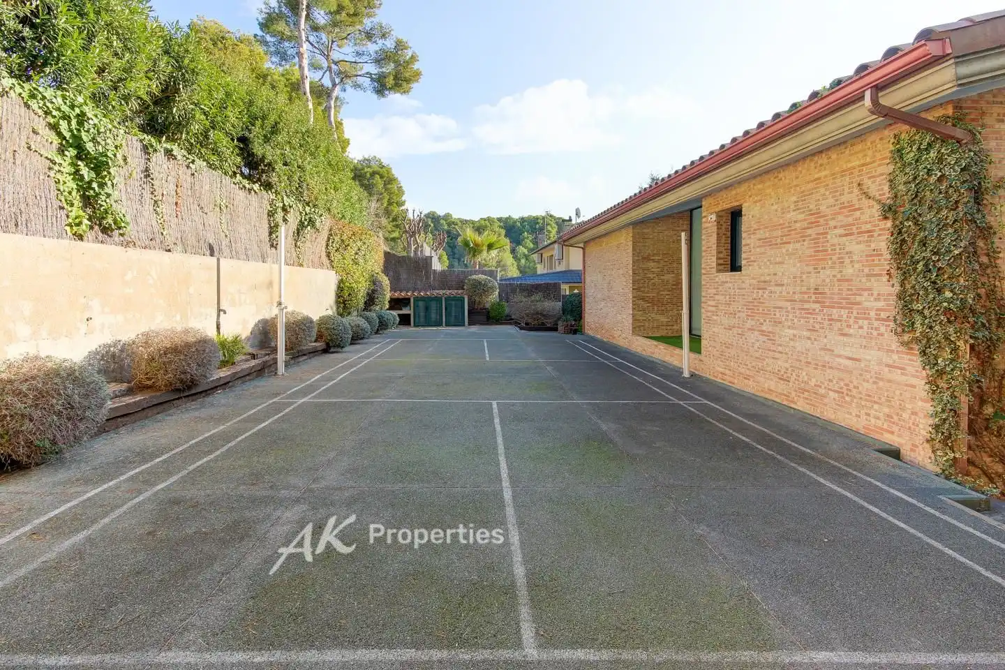 Außenansicht von Haus oder Chalet zur Miete in Castelldefels mit Klimaanlage, Privatgarten und Terrasse