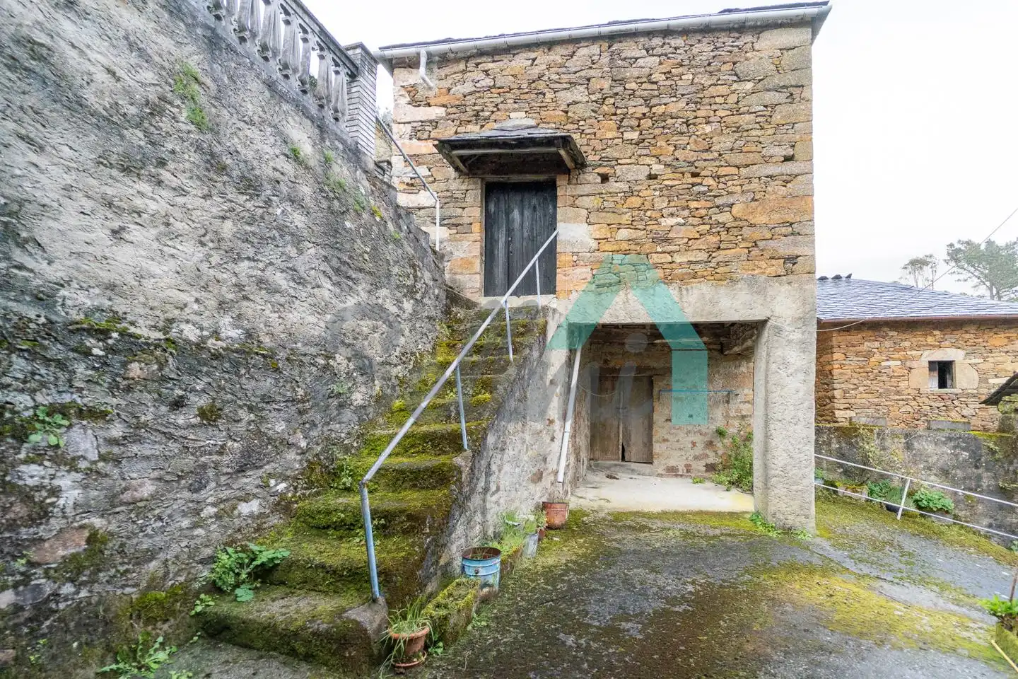 Vista exterior de Casa o chalet en venta en Illano con Calefacción, Jardín privado y Parquet