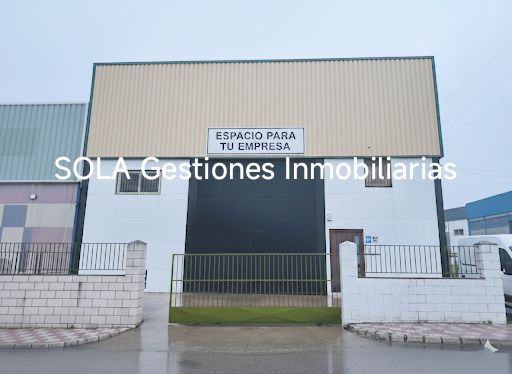 Vista exterior de Nave industrial en venta en Torreperogil con Alarma