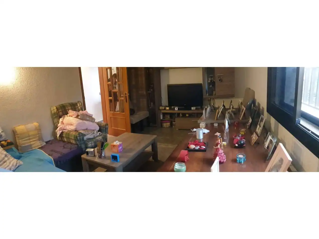 Sala de estar de Casa o chalet en venta en Rubí con Jardín privado, Terraza y Piscina