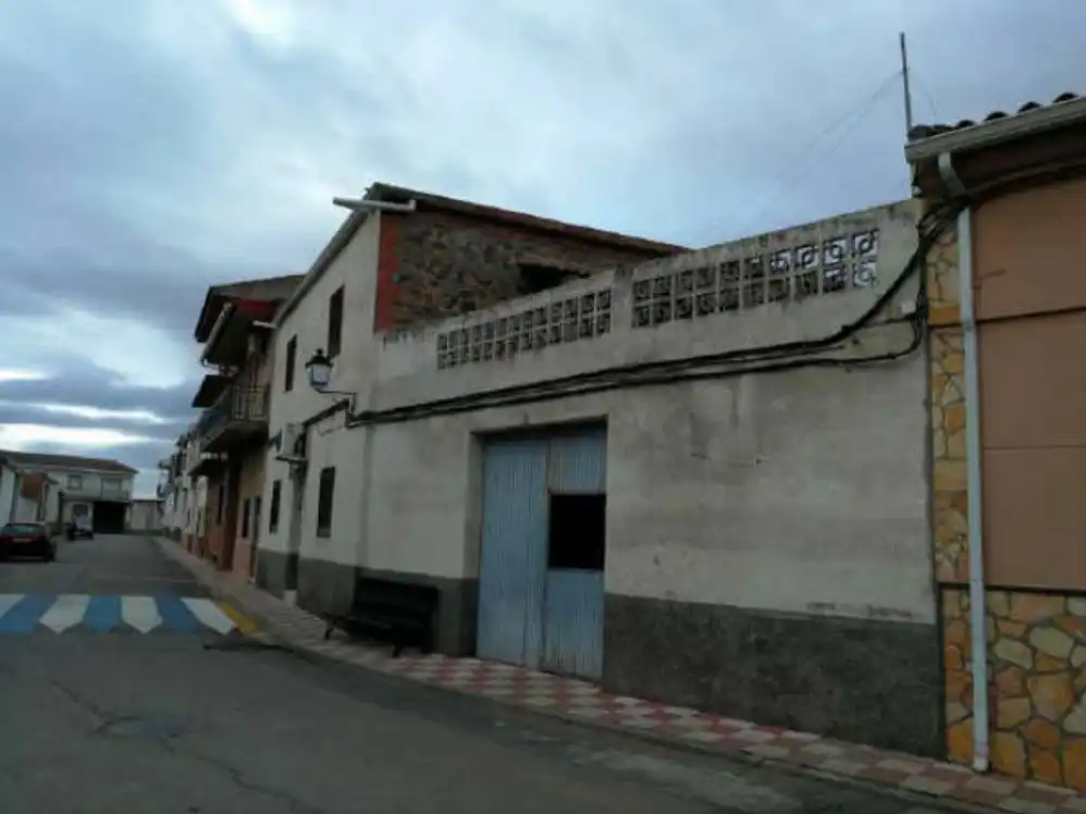 Vista exterior de Pis en venda en Fuenlabrada de los Montes
