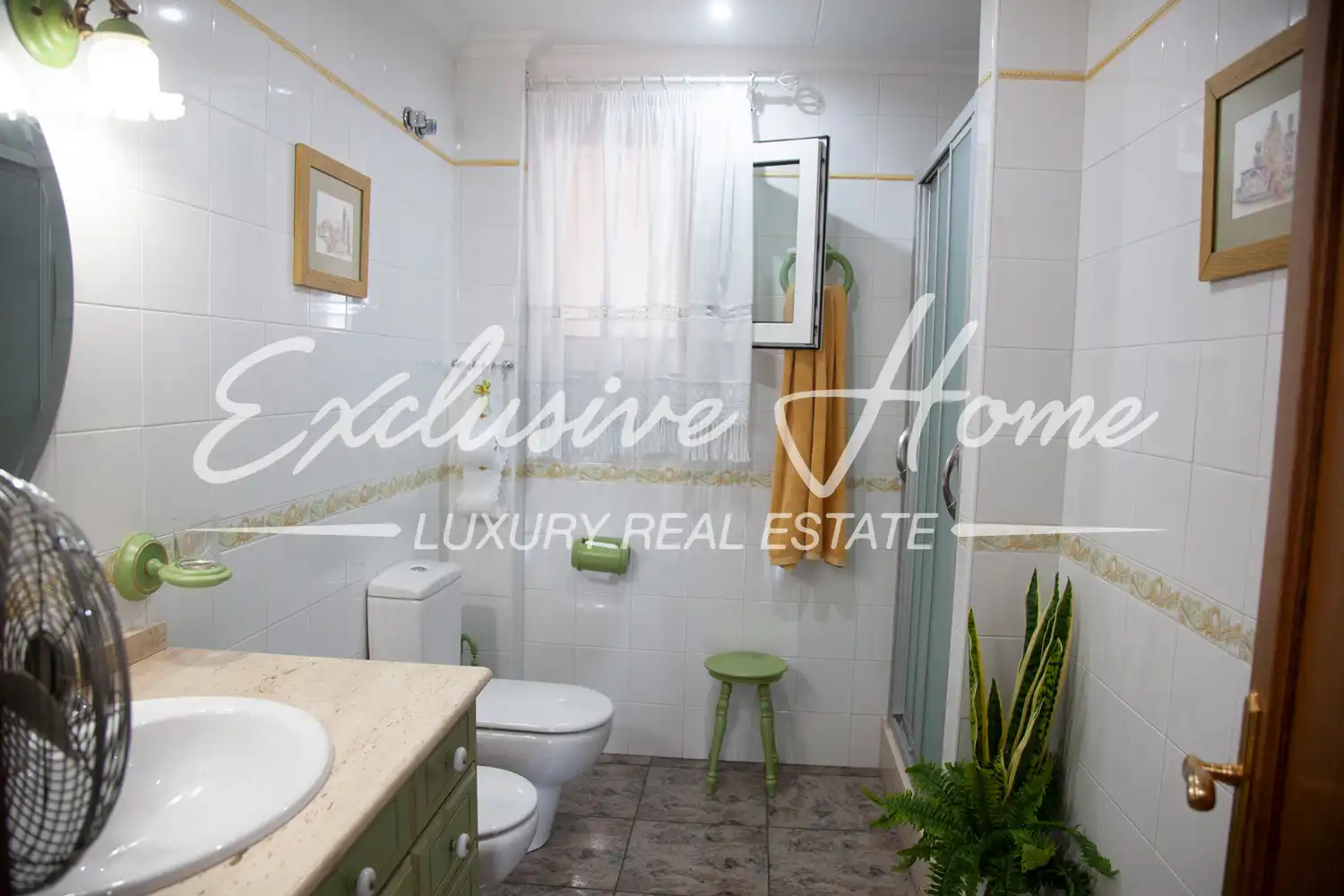 Bathroom of Attic for sale in Benicarló  with Air Conditioner, Terrace and Furnished