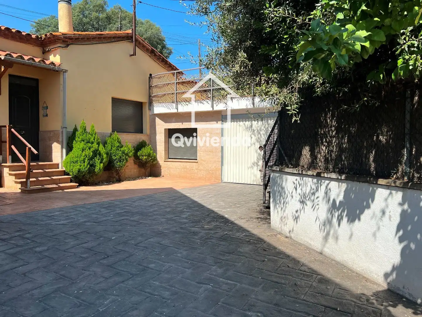 Außenansicht von Haus oder Chalet zum Verkauf in Lliçà de Vall mit Heizung, Privatgarten und Terrasse