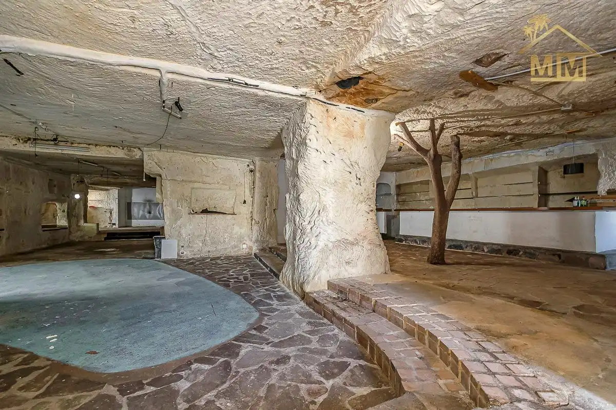 Buildings for sale in Es Castell