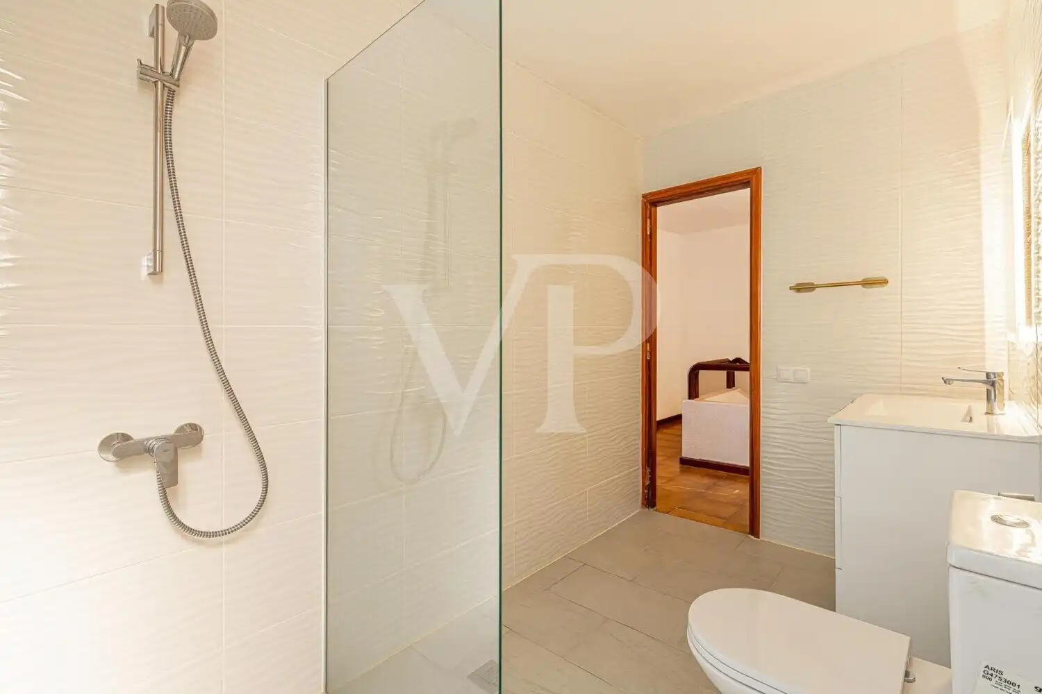 Baño de Casa adosada en venta en Adeje con Terraza, Balcón y Piscina comunitaria