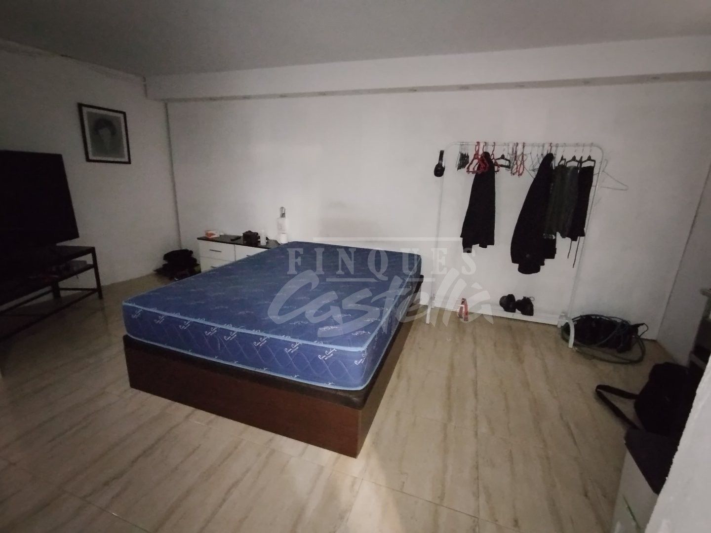 Bedroom of Office for sale in Mataró