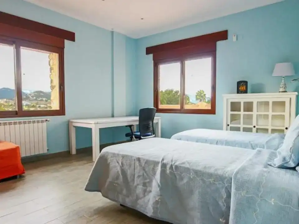 Country house zum Verkauf in Las Rotas / Les Rotes