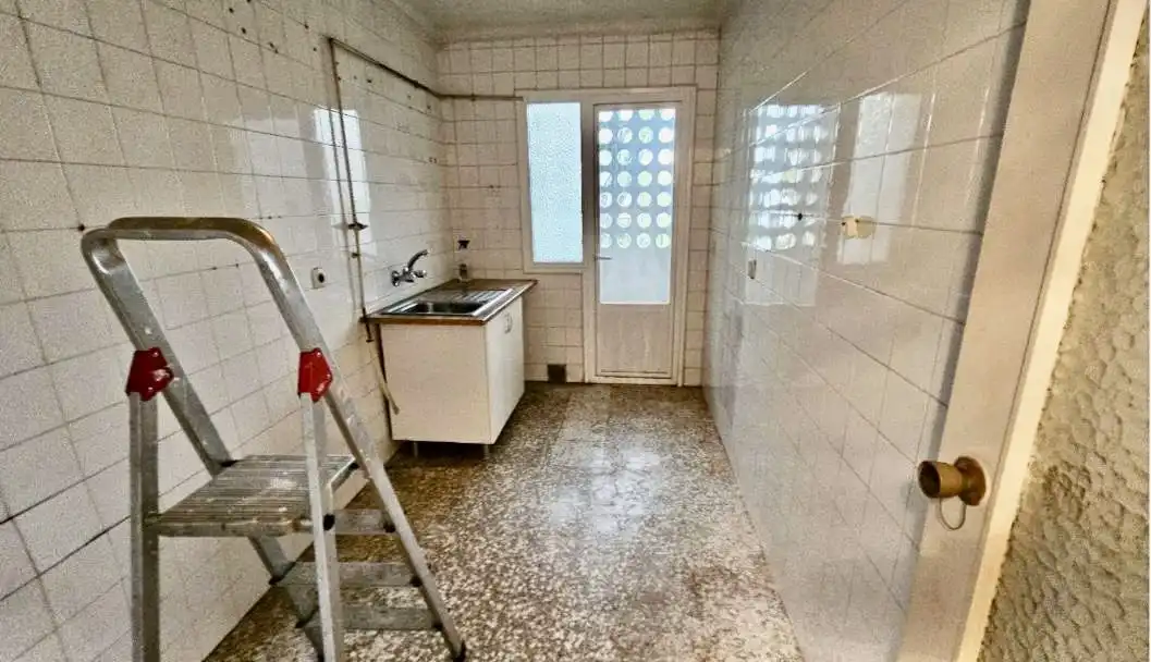 Flat for sale in Del Azahin, Parque Alcosa