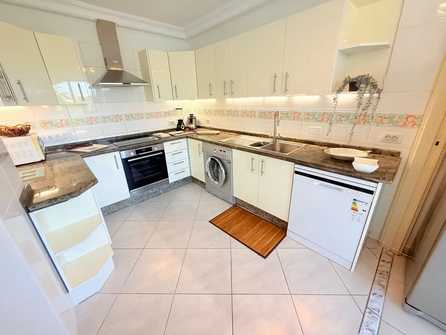 Cocina de Apartamento de alquiler en Puerto de la Cruz con Calefacción, Terraza y Trastero