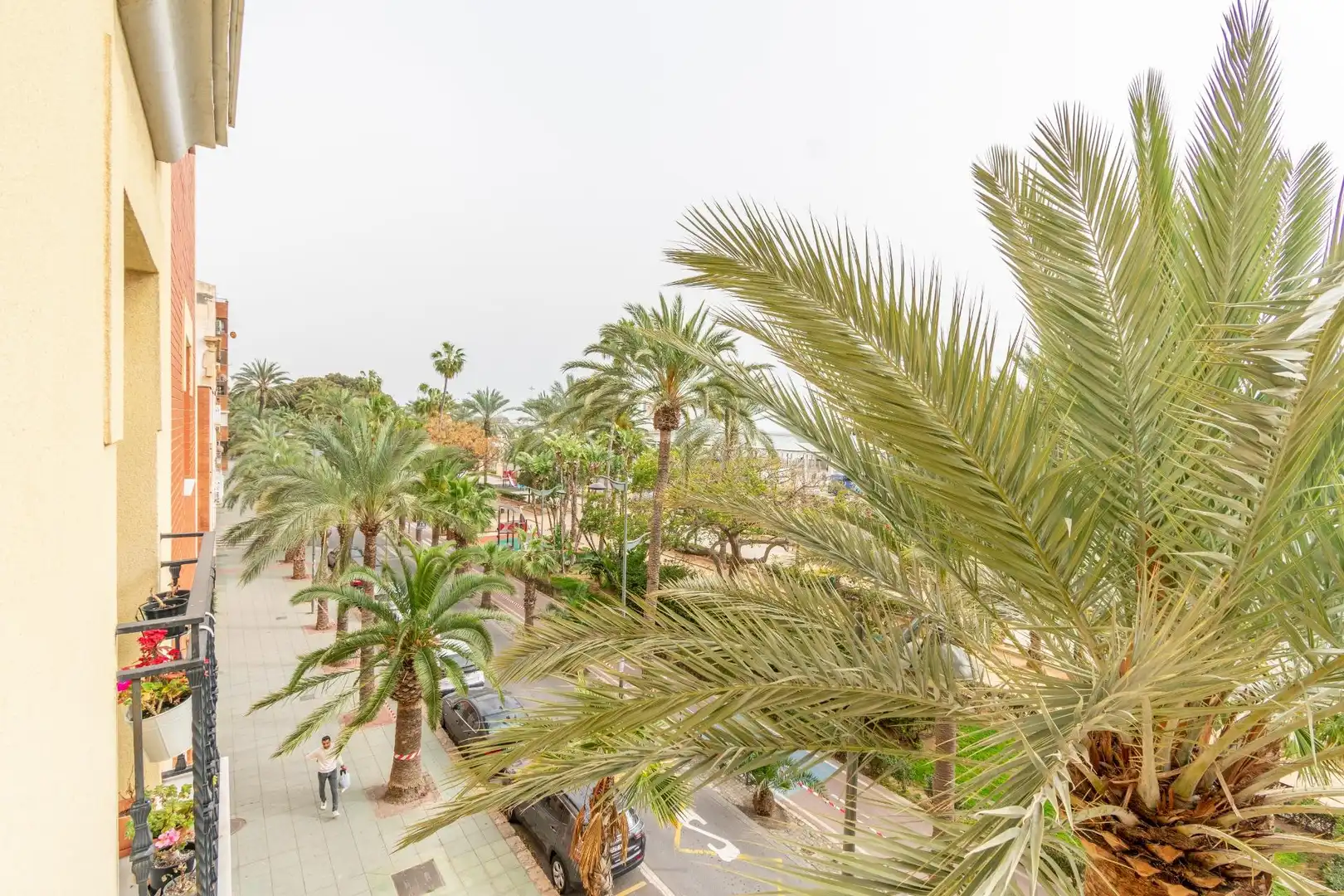 Vista exterior de Piso en venta en Almería con Aire acondicionado, Calefacción y Balcón