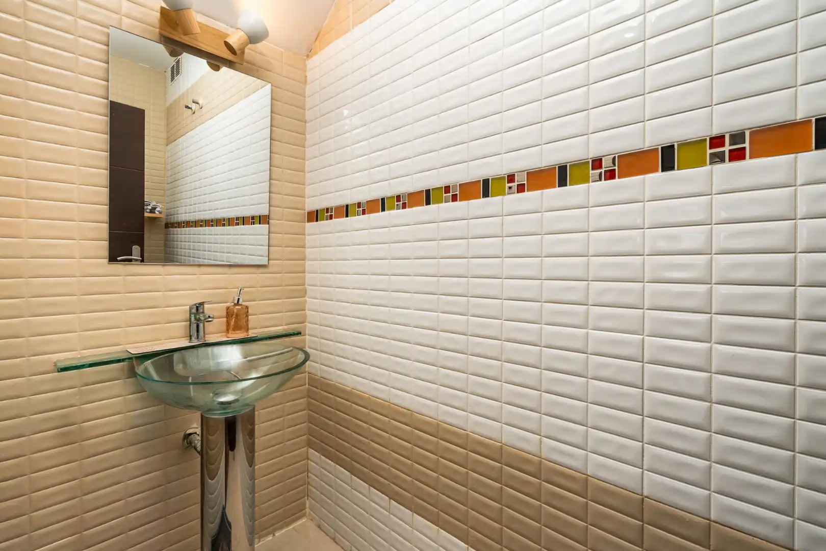 Badezimmer von Wohnung zum Verkauf in Castelldefels mit Klimaanlage, Heizung und Terrasse