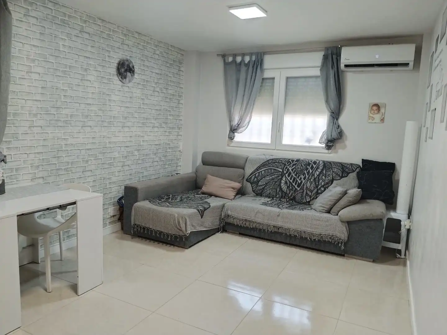 Living room of Apartments for sale in Paiporta  with Furnished