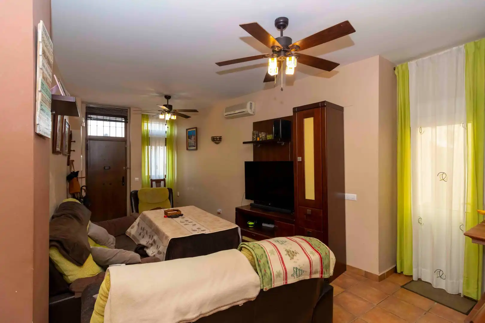 Sala de estar de Casa o chalet en venta en Badajoz con Aire acondicionado y Terraza