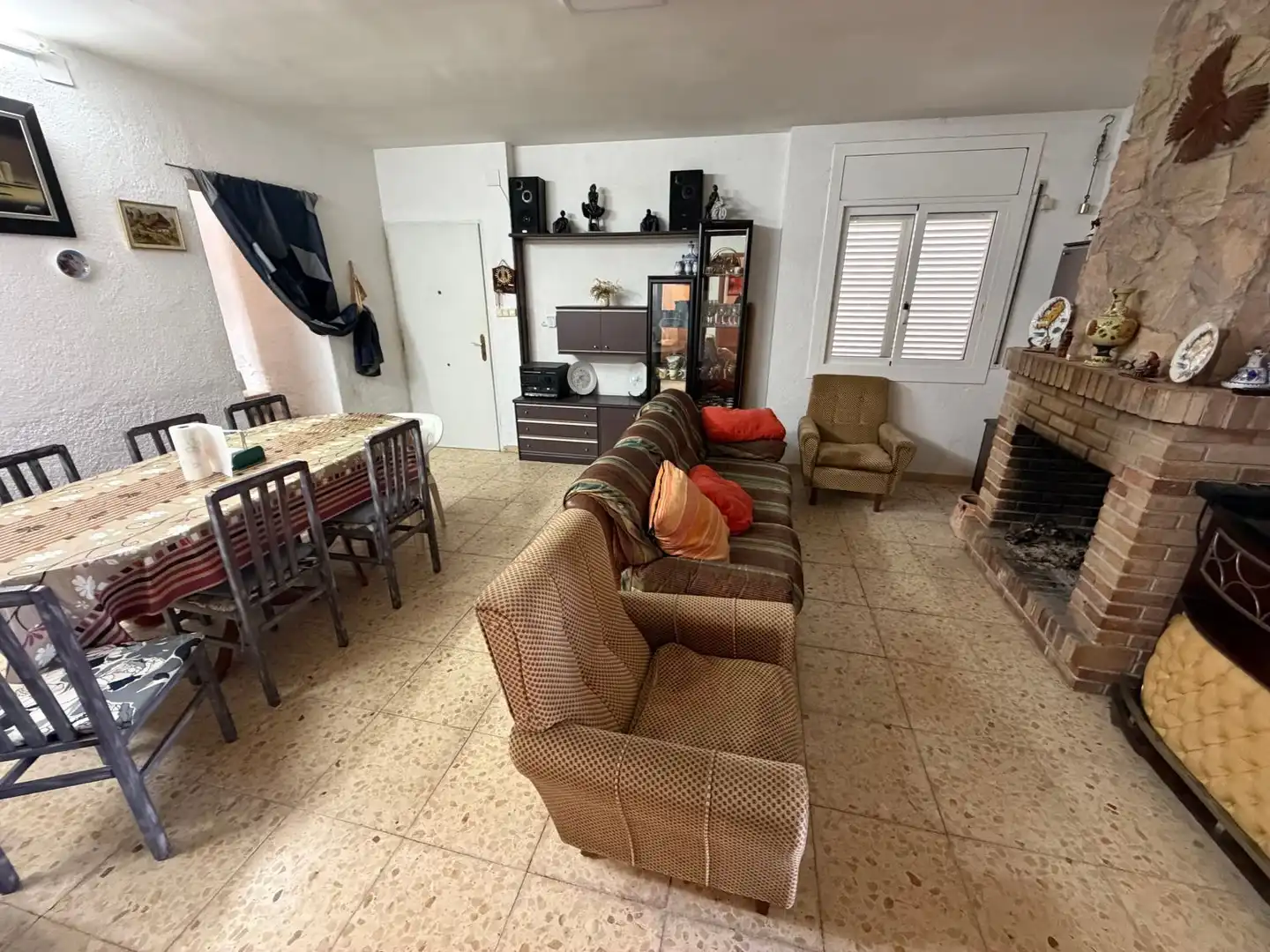 Sala d'estar de Casa o xalet en venda en Llagostera amb Jardí privat, Terrassa i Traster