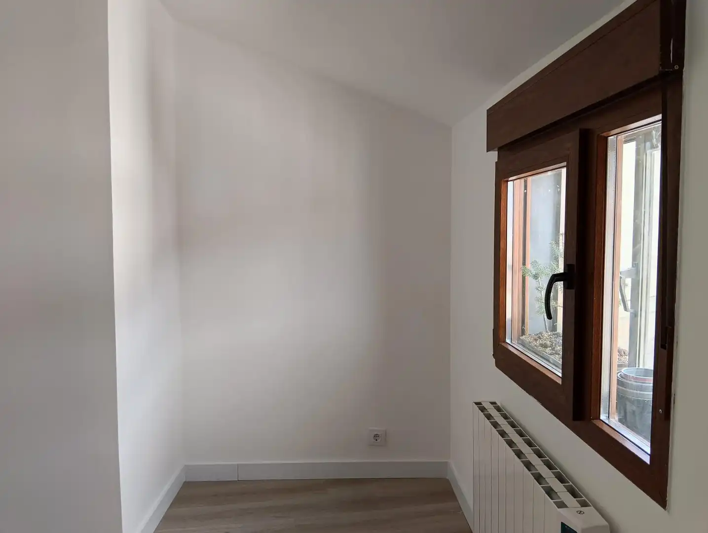 Bedroom of Flat for sale in San Lorenzo de El Escorial  with Heating