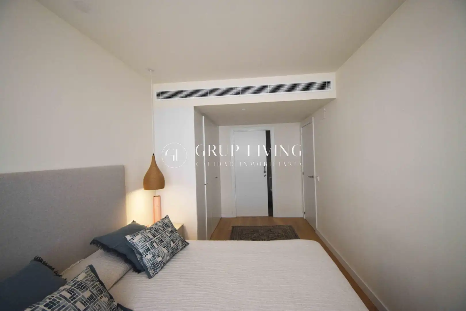 Schlafzimmer von Wohnung zur Miete in Sitges mit Heizung, Privatgarten und Parkett