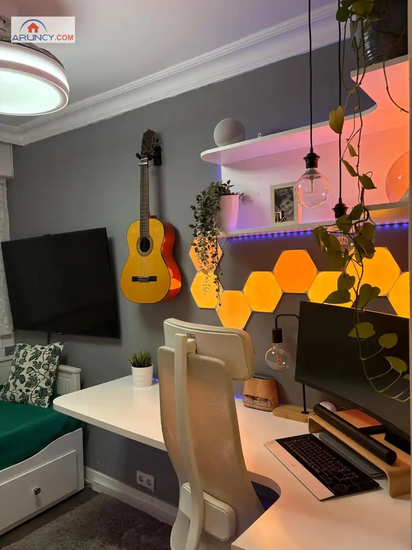 Flat for sale in Sevilla  with Air Conditioner and Furnished