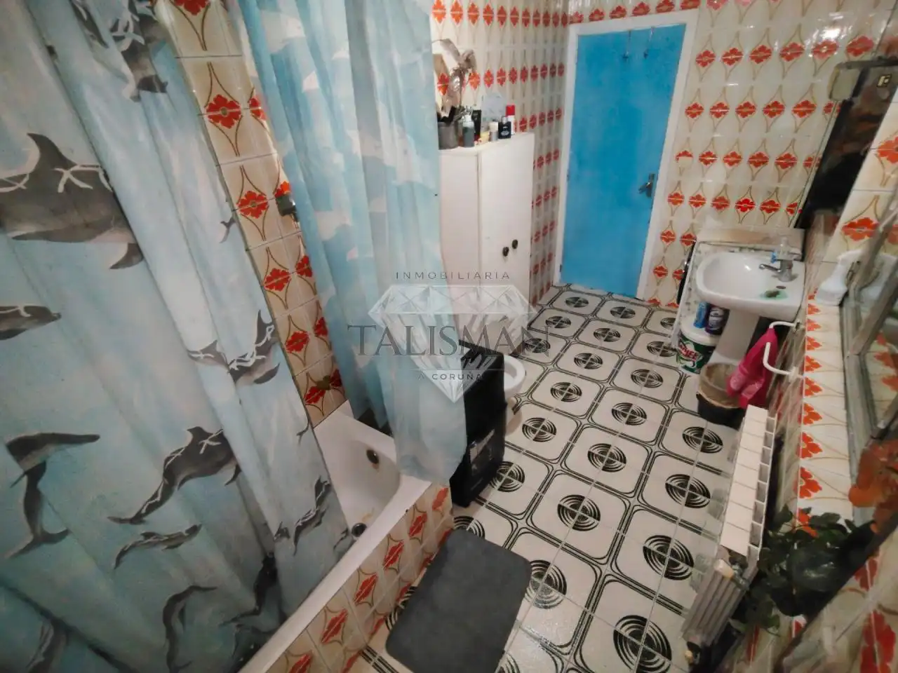 Baño de Casa adosada en venta en Noia con Calefacción, Jardín privado y Terraza