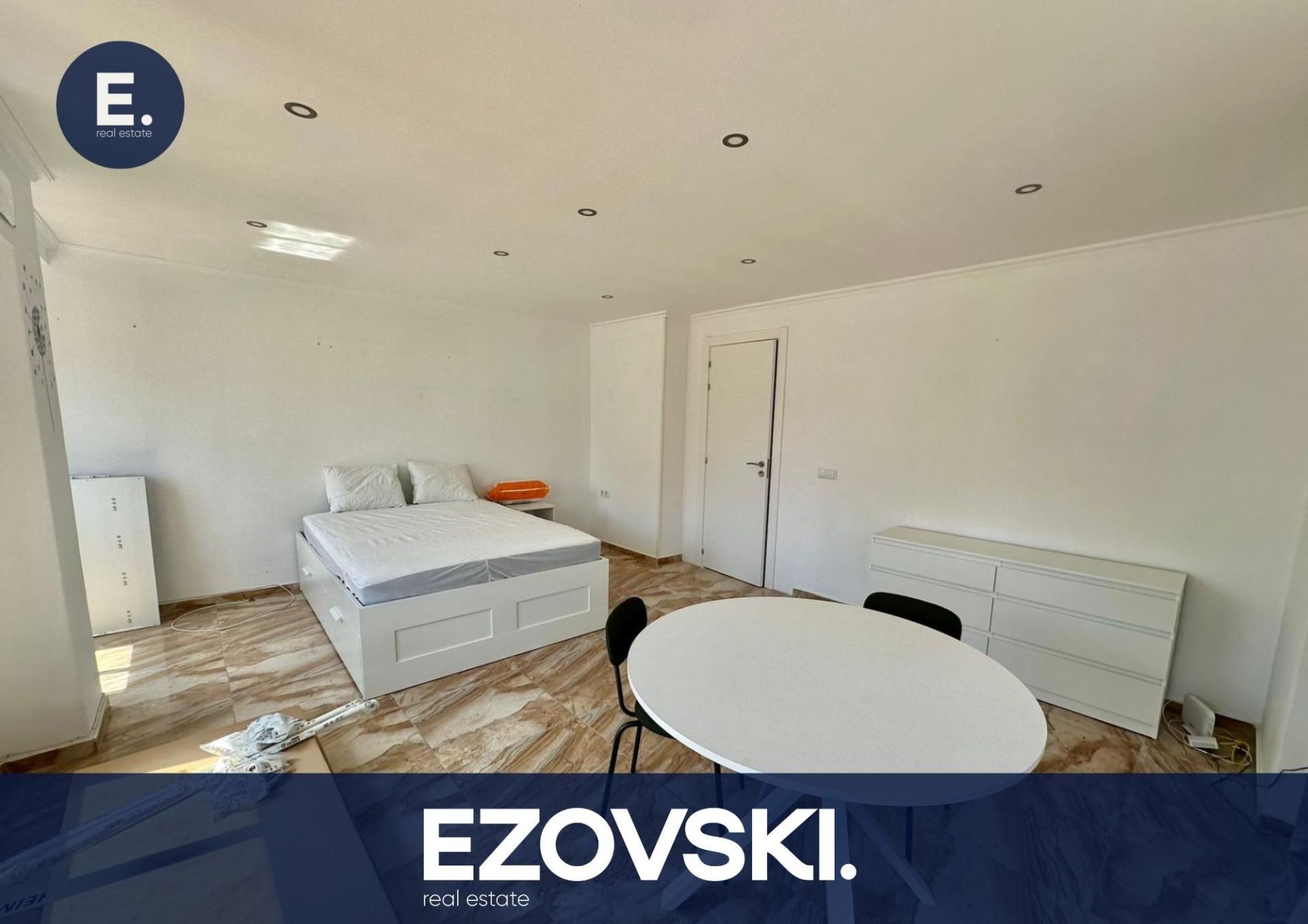 Flat to share in Calle Calle de Jacinto Maltés, Carolinas Bajas, Pla - Carolinas