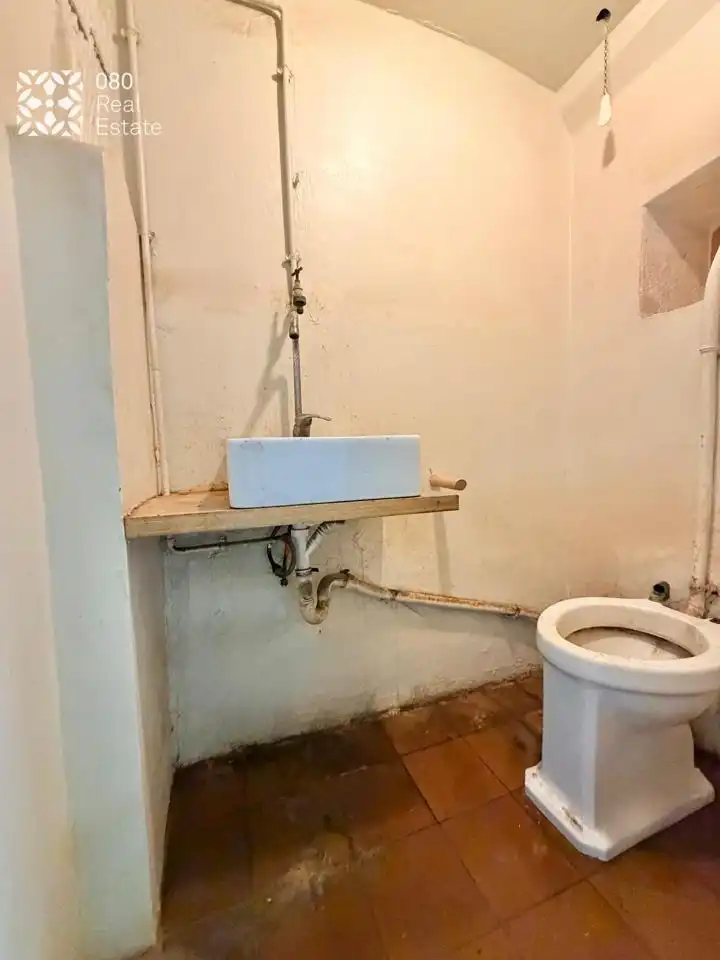 Commercial properties for rent in calle de Joan Blanques, Vila de Gràcia