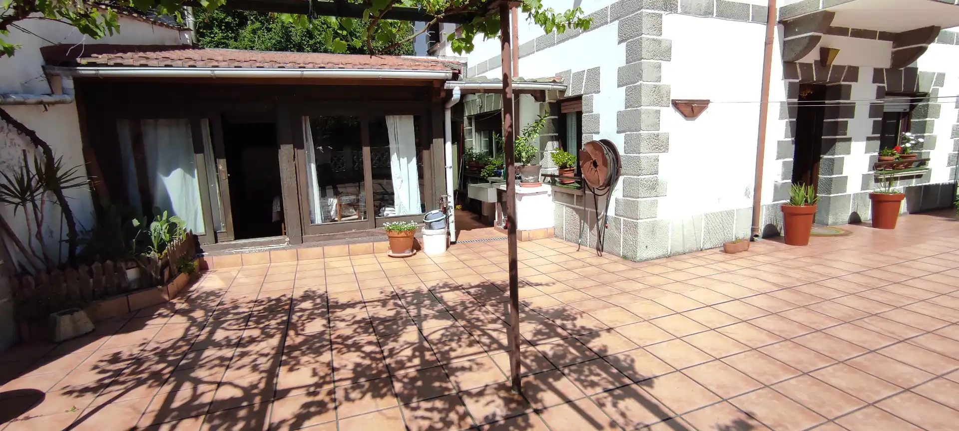 Terrassa de Casa o xalet en venda en Valle de Trápaga-Trapagaran amb Calefacció, Parquet i Terrassa