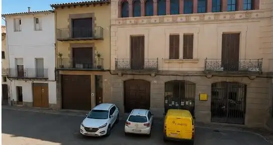 Aparcament de Casa o xalet en venda en Prats de Lluçanès amb Jardí privat, Terrassa i Moblat