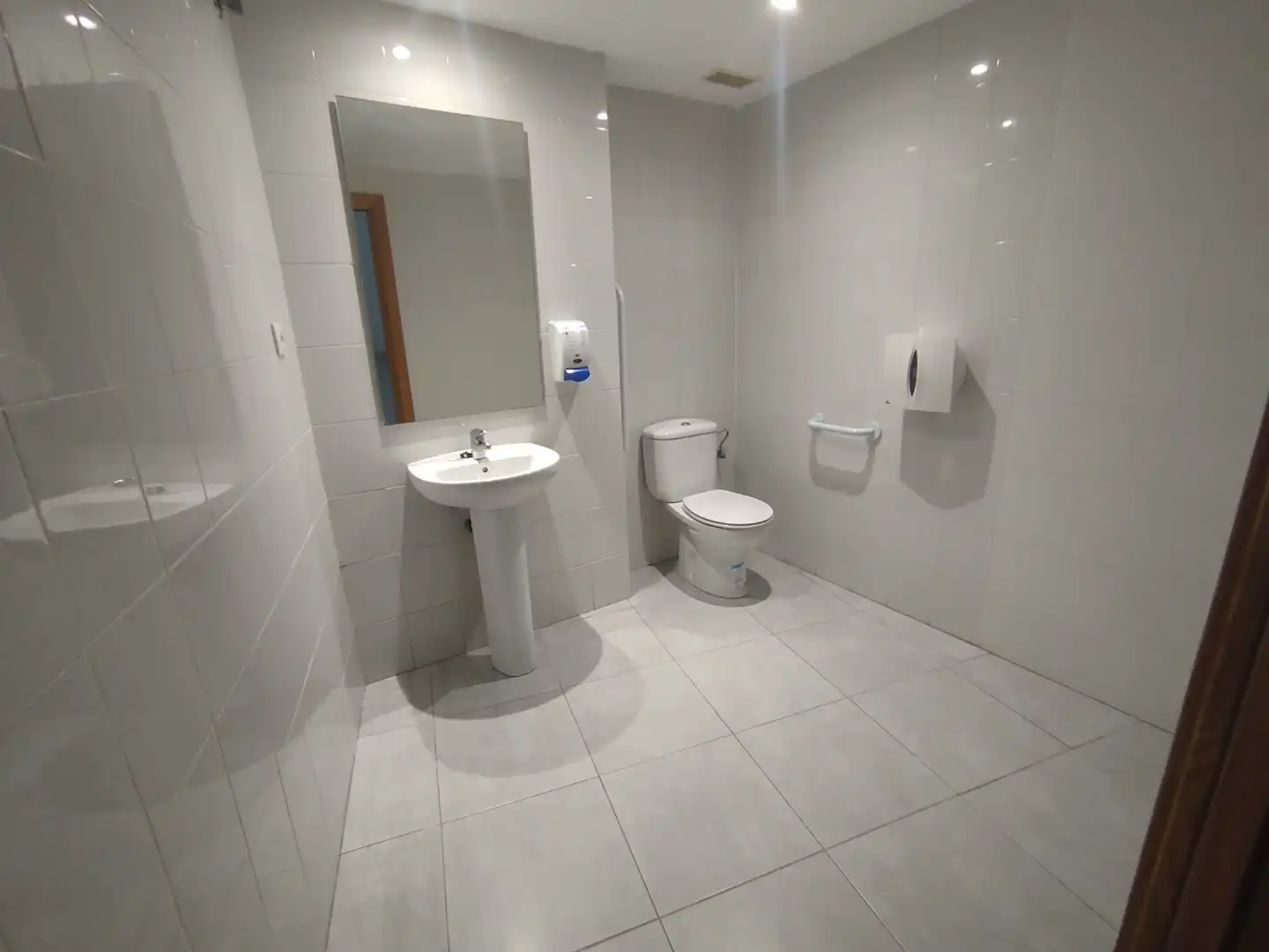 Bureau avec ascenseur à vendre à Carrer de Llucena, imagen 4