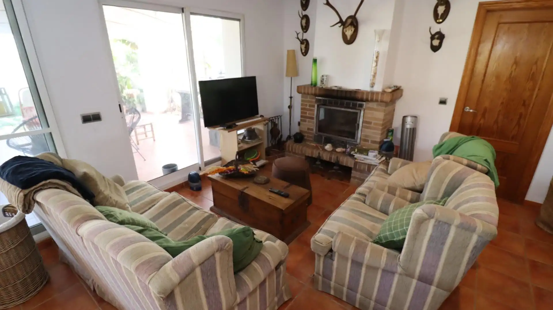 Sala d'estar de Finca rústica en venda en Alcanar amb Jardí privat i Piscina comunitària