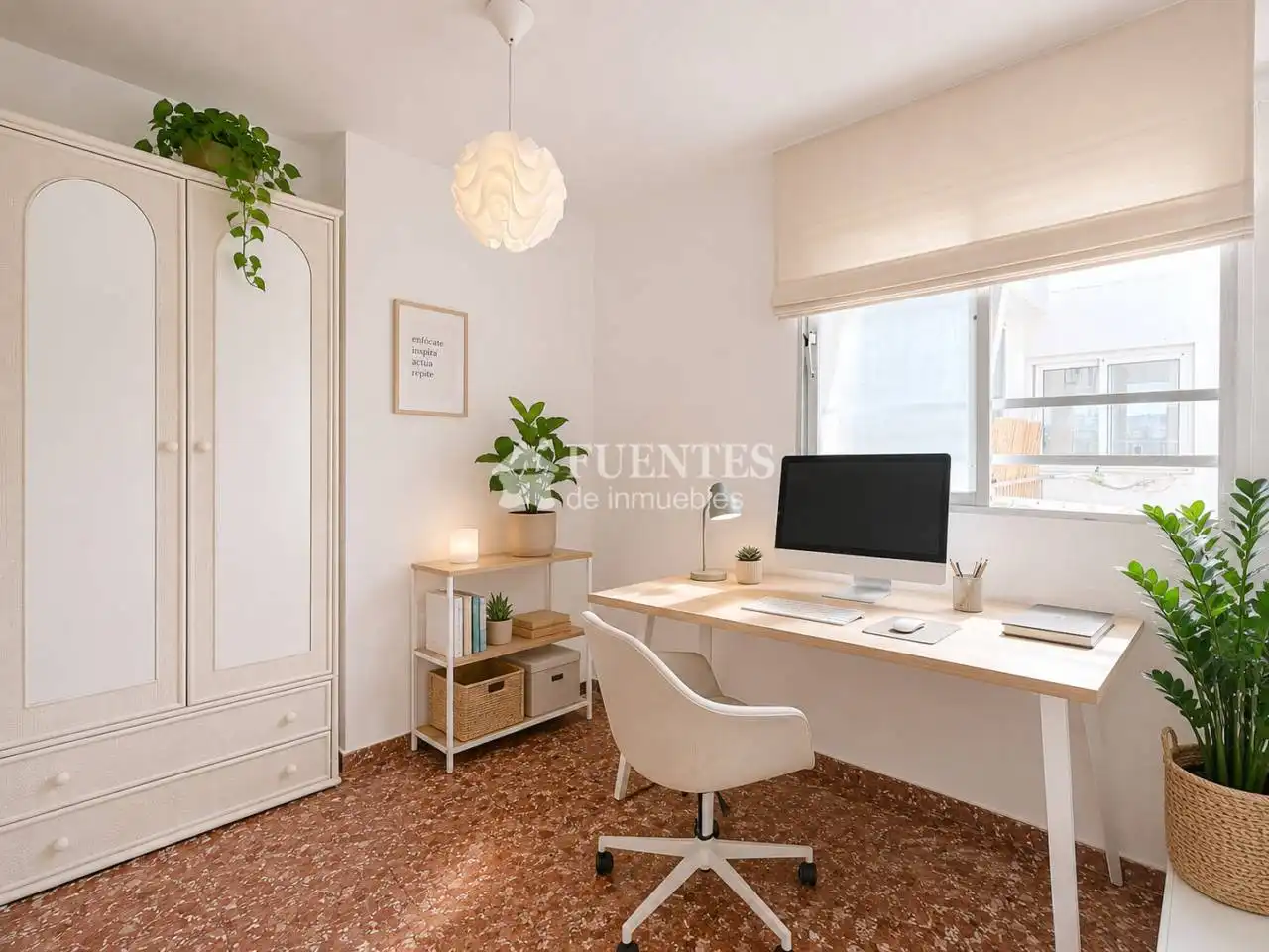Piso en venta en Alicante / Alacant con Terraza y Amueblado