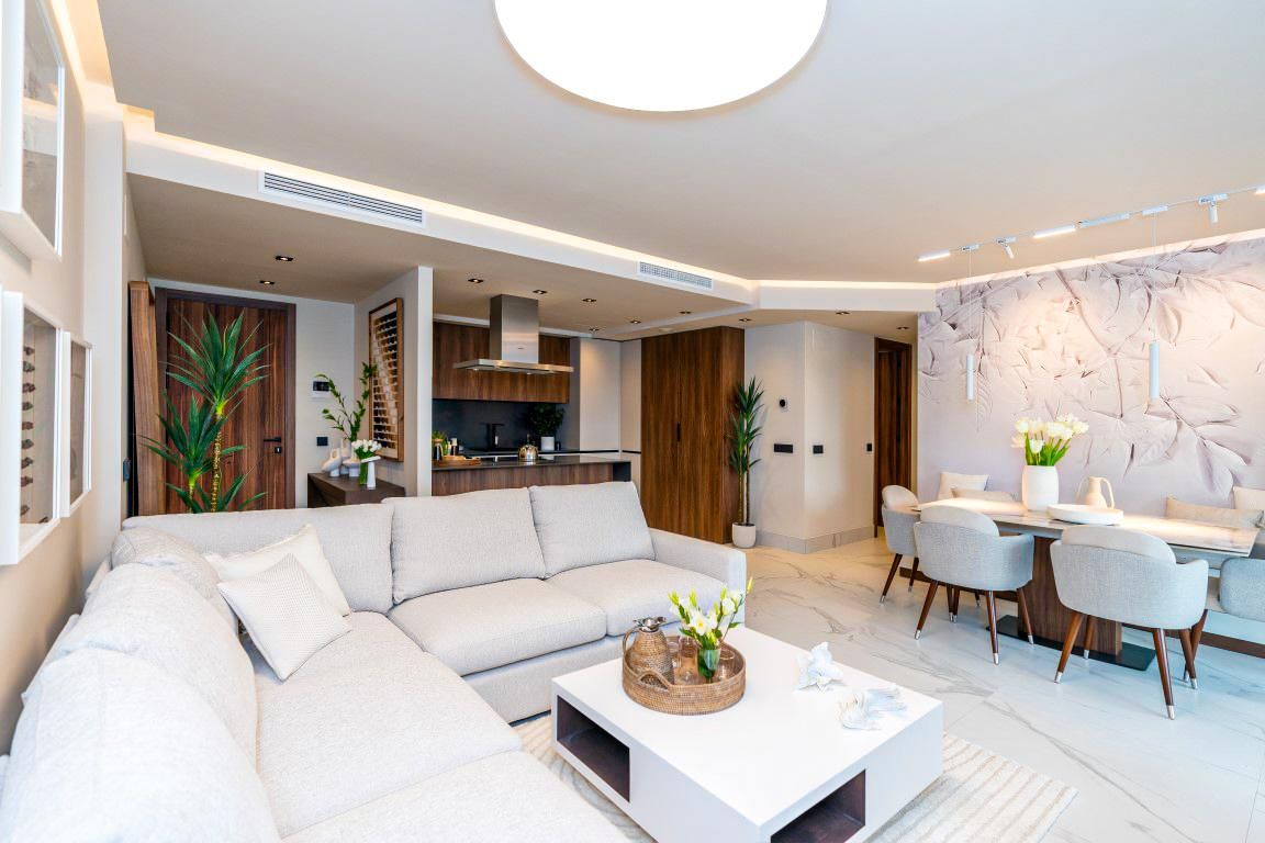 Living room of Apartment for sale in Marbella  with Air Conditioner, Heating and Private garden