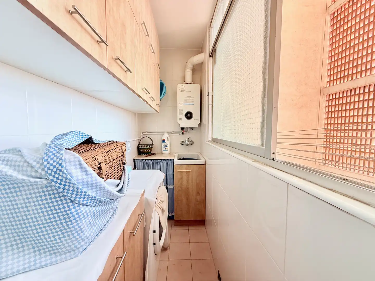 Habitación de Piso en venta en Sant Feliu de Llobregat con Horno