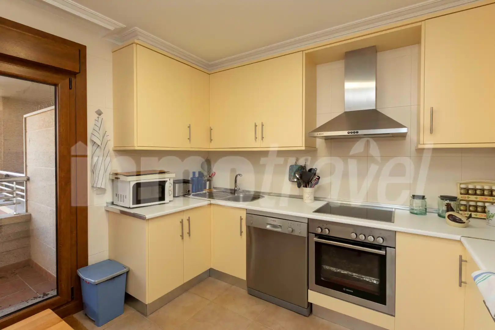 Cocina de Apartamento en venta en Sanxenxo con Parquet, Terraza y Trastero