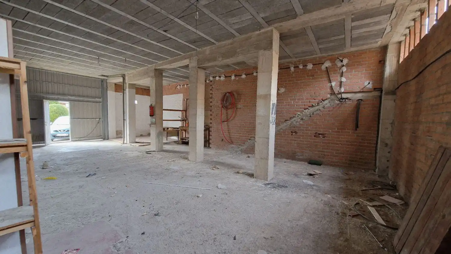 Commercial properties for sale in Torrelavega 
