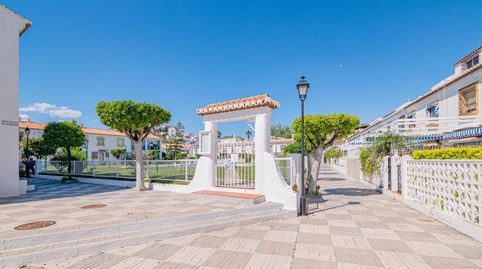 CHALET ADOSADO EN SALOBREÑA PLAYA, URB. PRIVADA CON PISCINA Y JARDINES., imatge 2