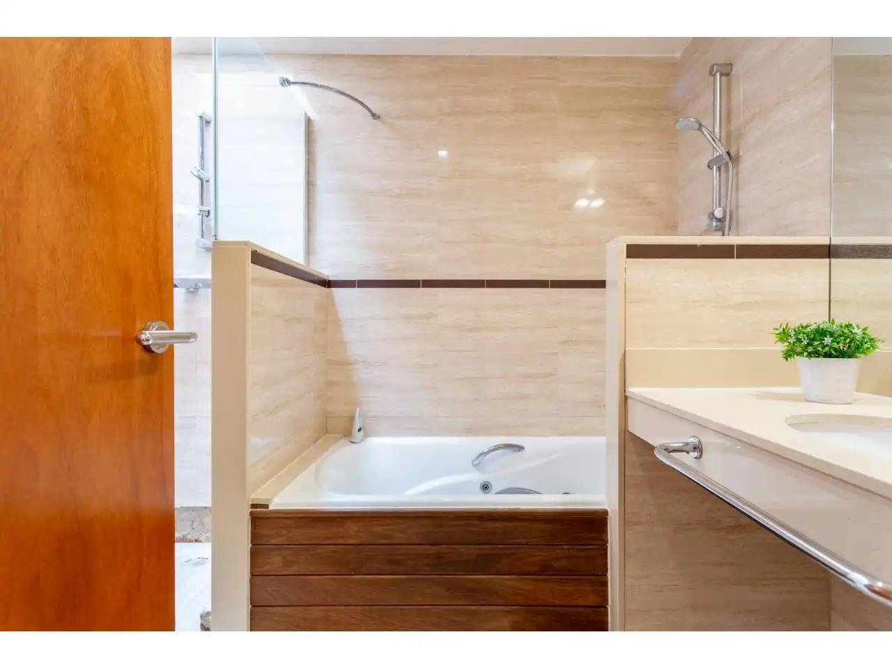 Baño de Casa o chalet en venta en Mont-roig del Camp con Aire acondicionado, Calefacción y Jardín privado