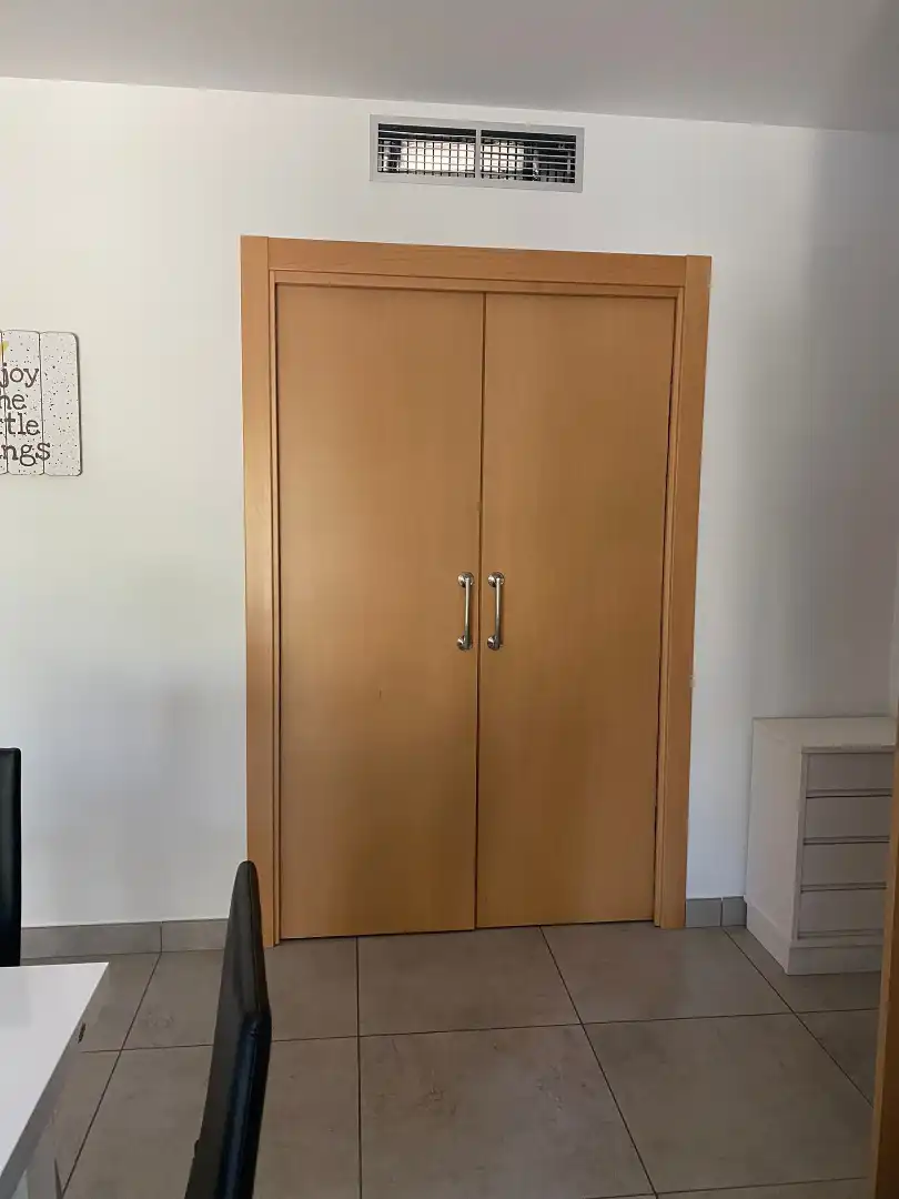 Dormitori de Pis de lloguer en Girona amb Aire condicionat, Calefacció i Parquet