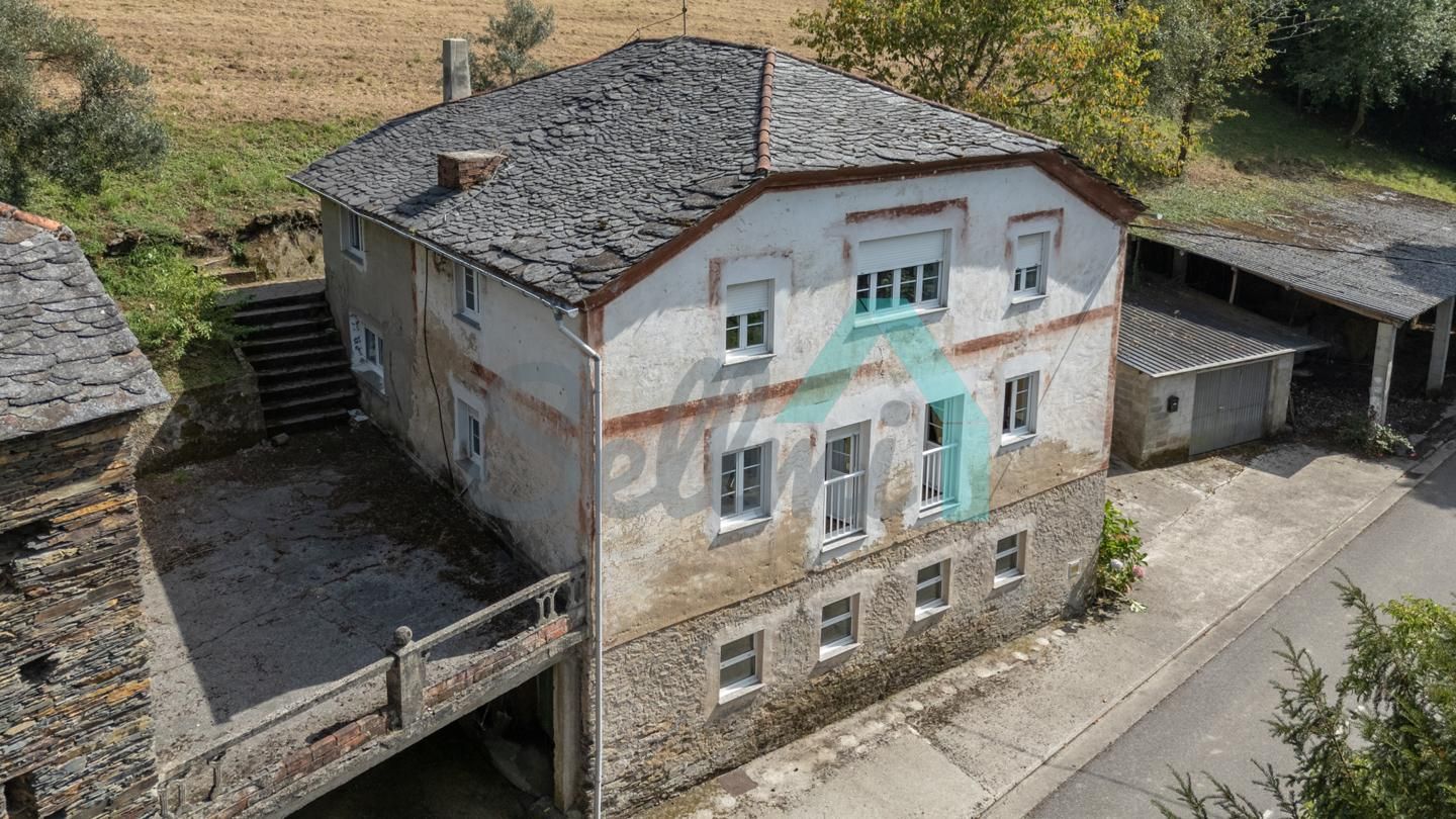 Vista exterior de Casa o xalet en venda en Coaña amb Jardí privat, Parquet i Terrassa