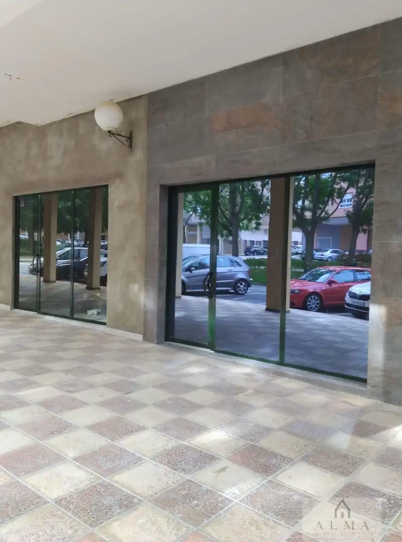 Gewerbefläche zur Miete in Almendralejo