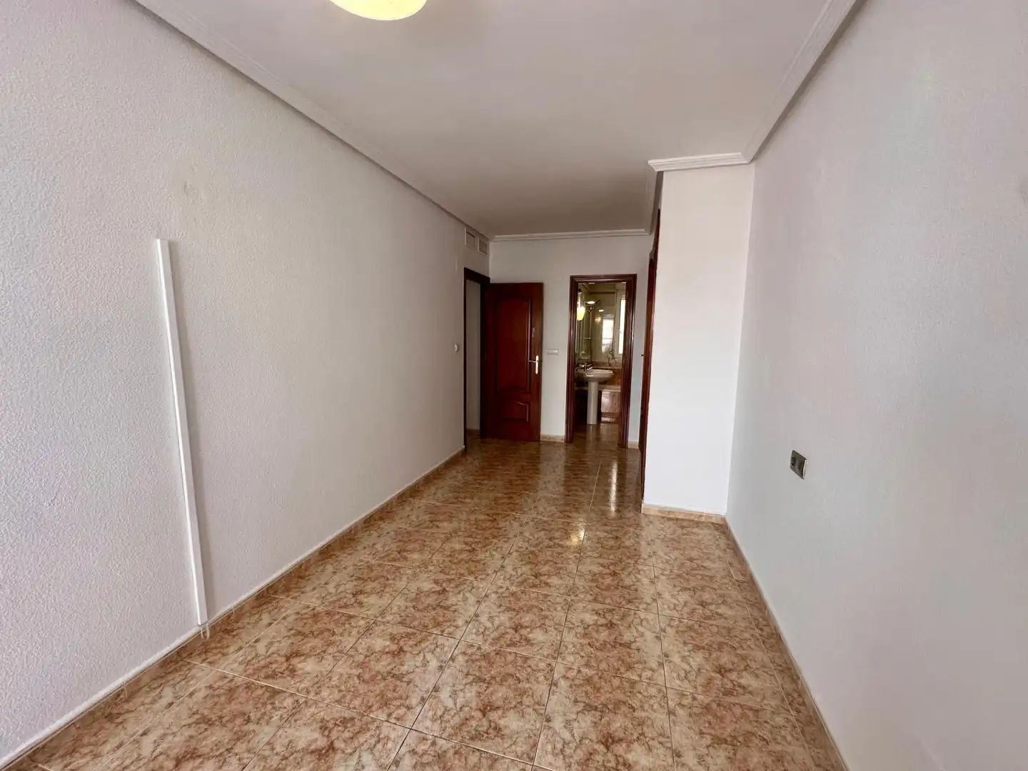 Apartamento en venta en Torrevieja con Aire acondicionado, Jardín privado y Amueblado