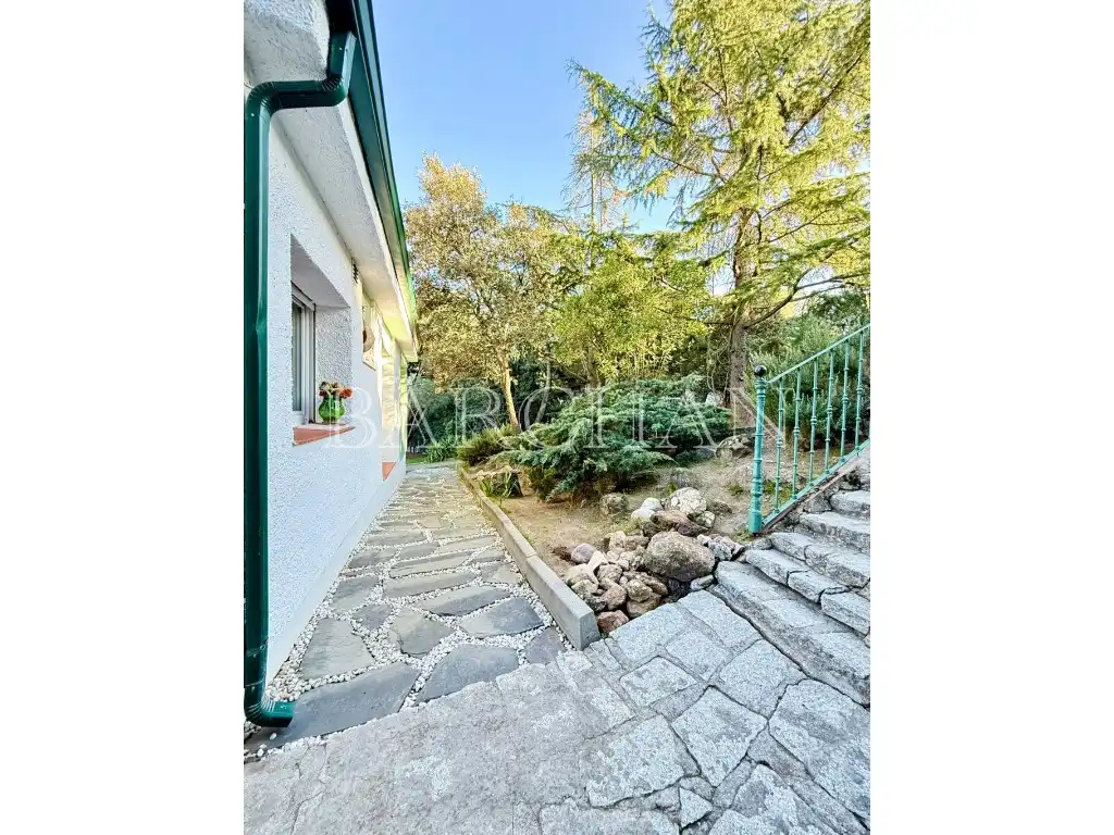 Houses for sale in Calle Perdiz, Pino Alto - Navarredonda
