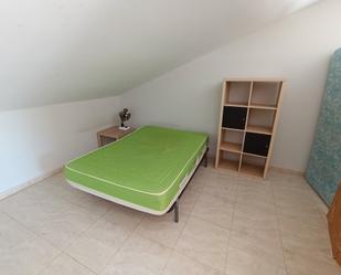 Bedroom of Attic to share in Albatàrrec  with Terrace, Furnished and Oven