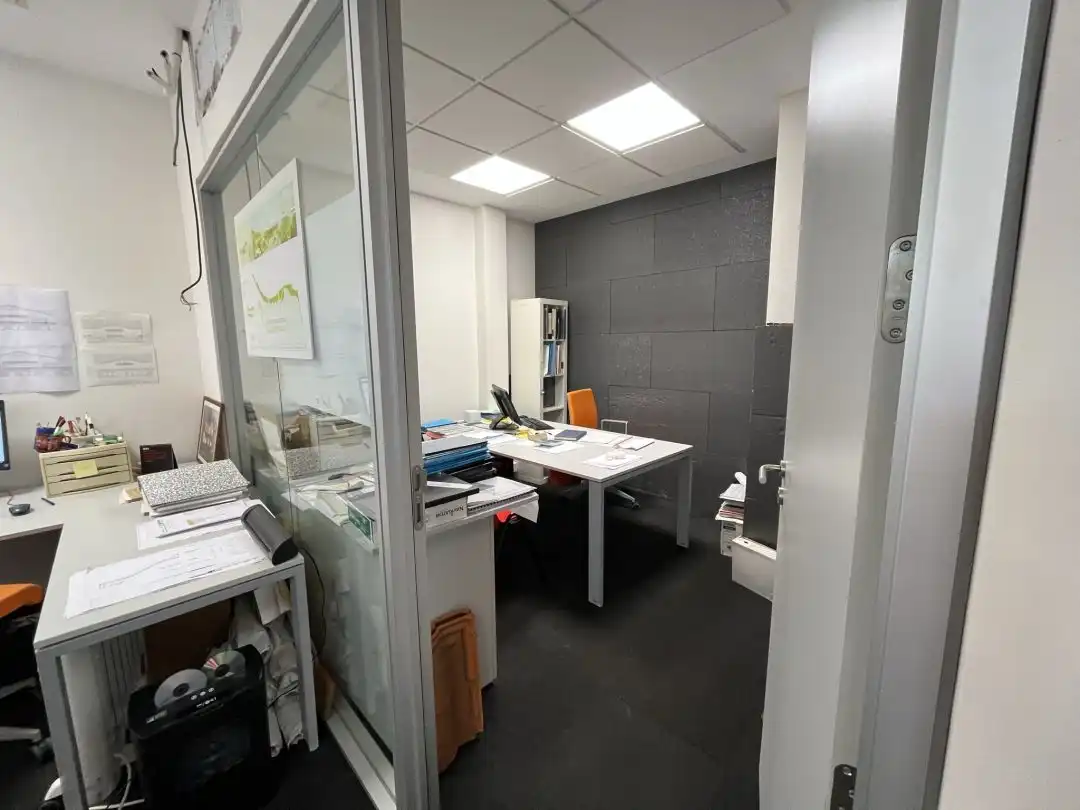 Commercial properties for rent in Orio